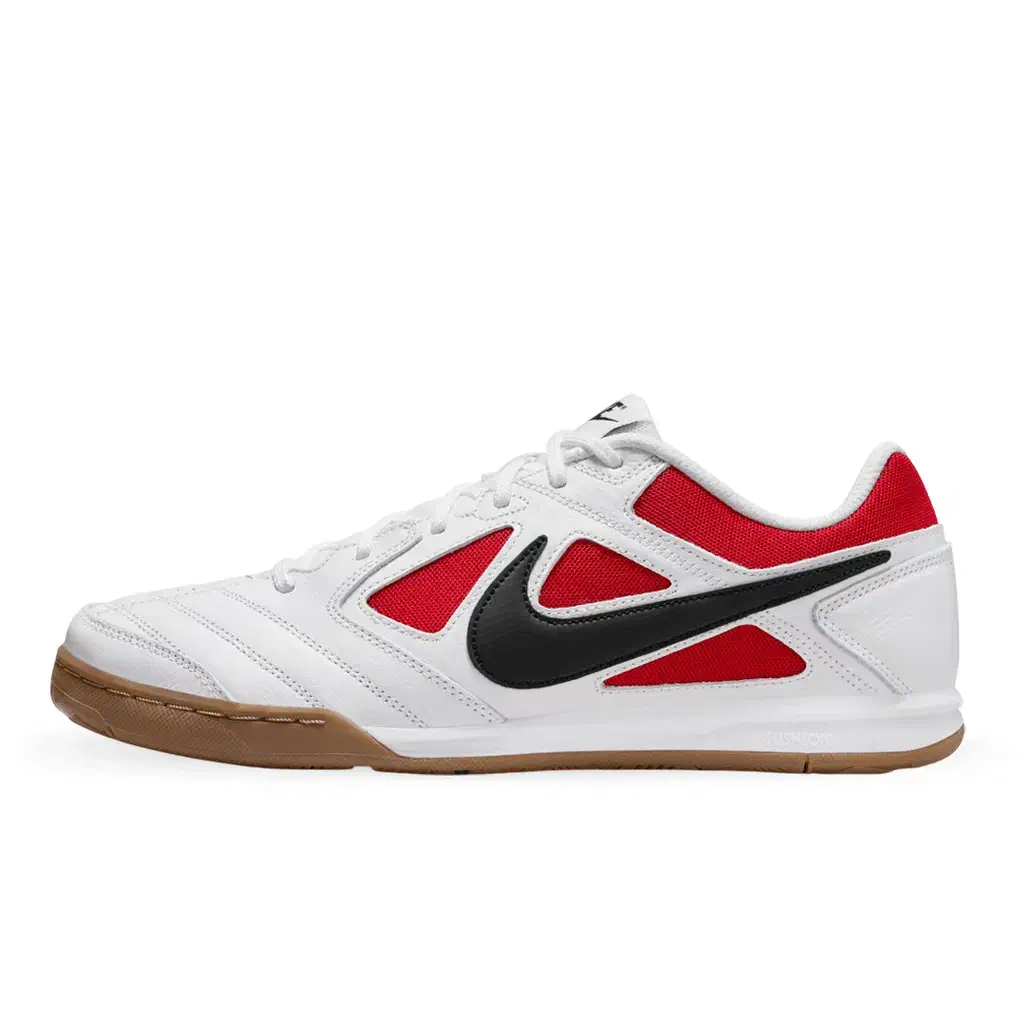 کفش فوتسال اورجینال سایز ۴۰ و ۴۰.۵|کیف، کفش، کمربند|تهران, ستارخان|دیوار