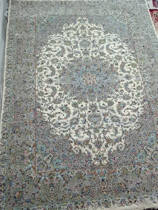 قالی 9 متری|فرش|آران و بیدگل, |دیوار