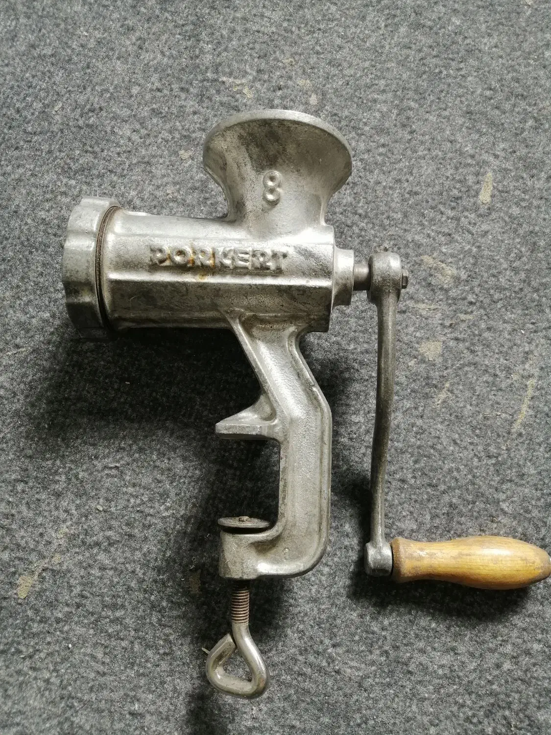 چرخ گوشت|ظروف پخت‌وپز|سبزوار, قاضی زاد|دیوار