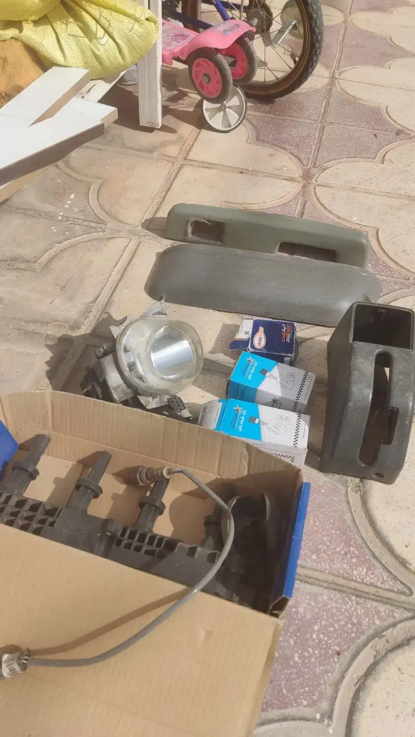 تعدادی وسایل پراید و 206 نو و استوک|قطعات یدکی و لوازم جانبی|شیراز, شهرک گلستان شمالی|دیوار