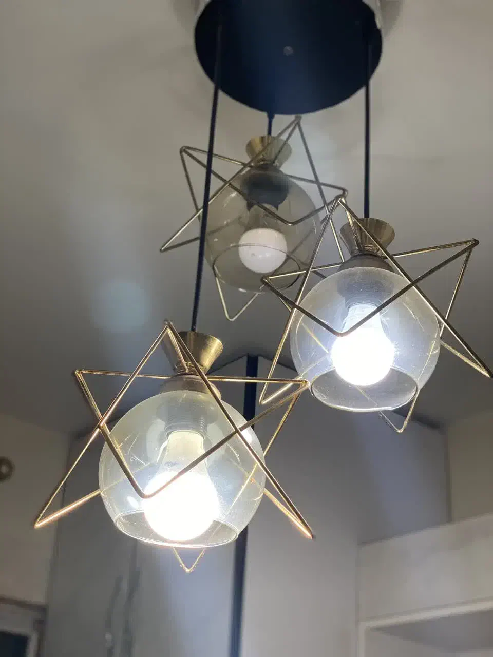 لوستر|لوستر و چراغ آویز|پرند, فاز ۶|دیوار