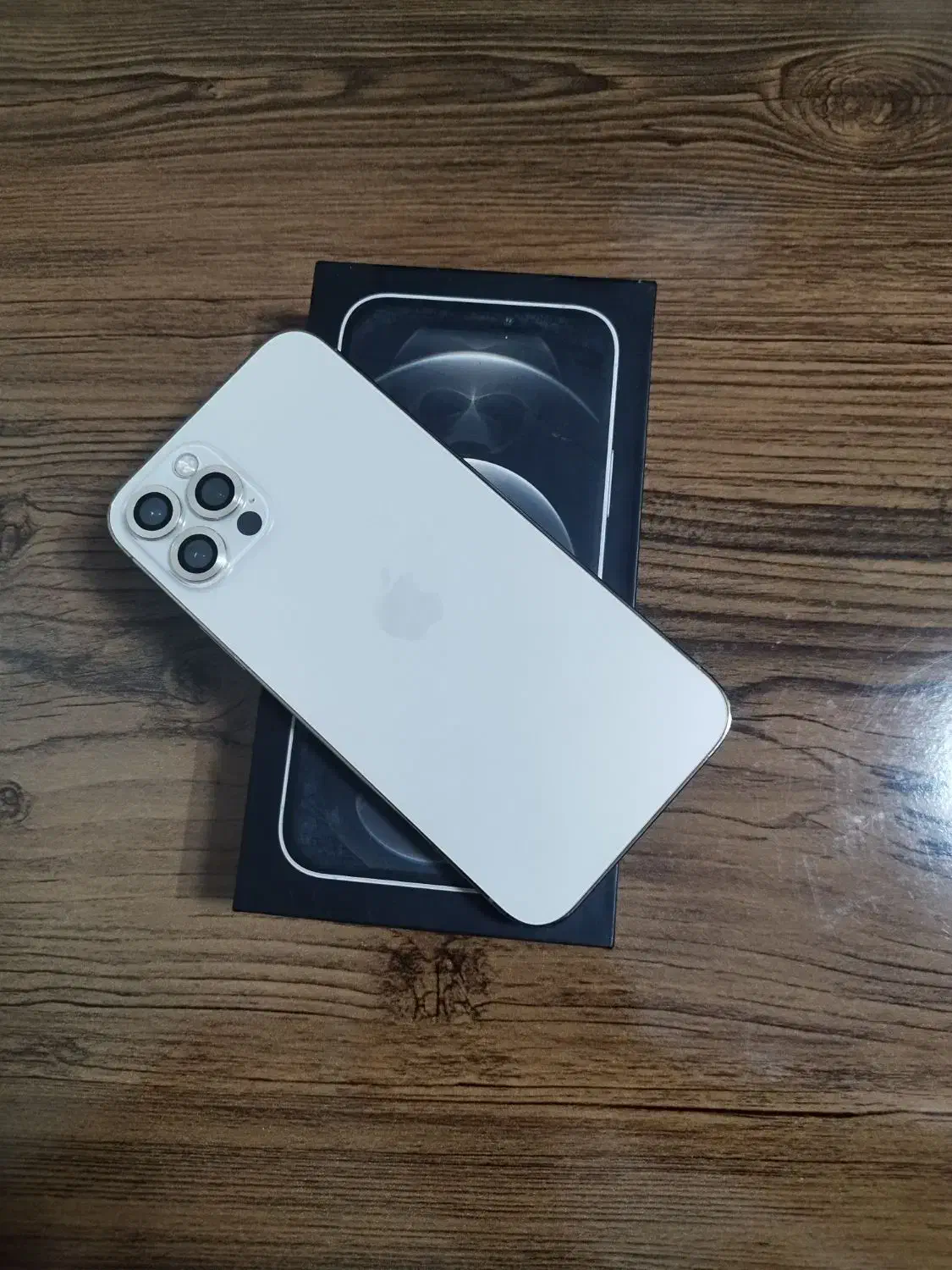 آیفون ۱۲ پرو ۲۵۶ بی خط و خش|موبایل|گلبهار, شهر جدید گلبهار|دیوار