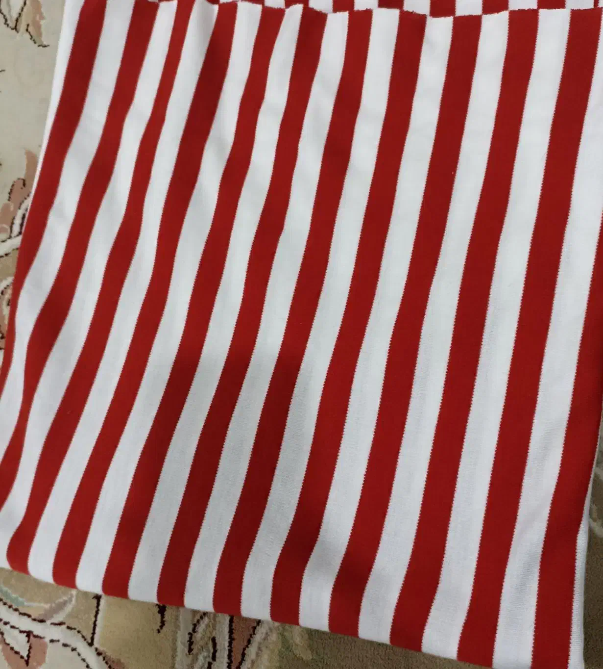 پارچه تریکو ۴متر ۸۰۰ هزارتومن عرض ۲/۴۰|لوازم خیاطی و بافتنی|قم, امامزاده ابراهیم|دیوار