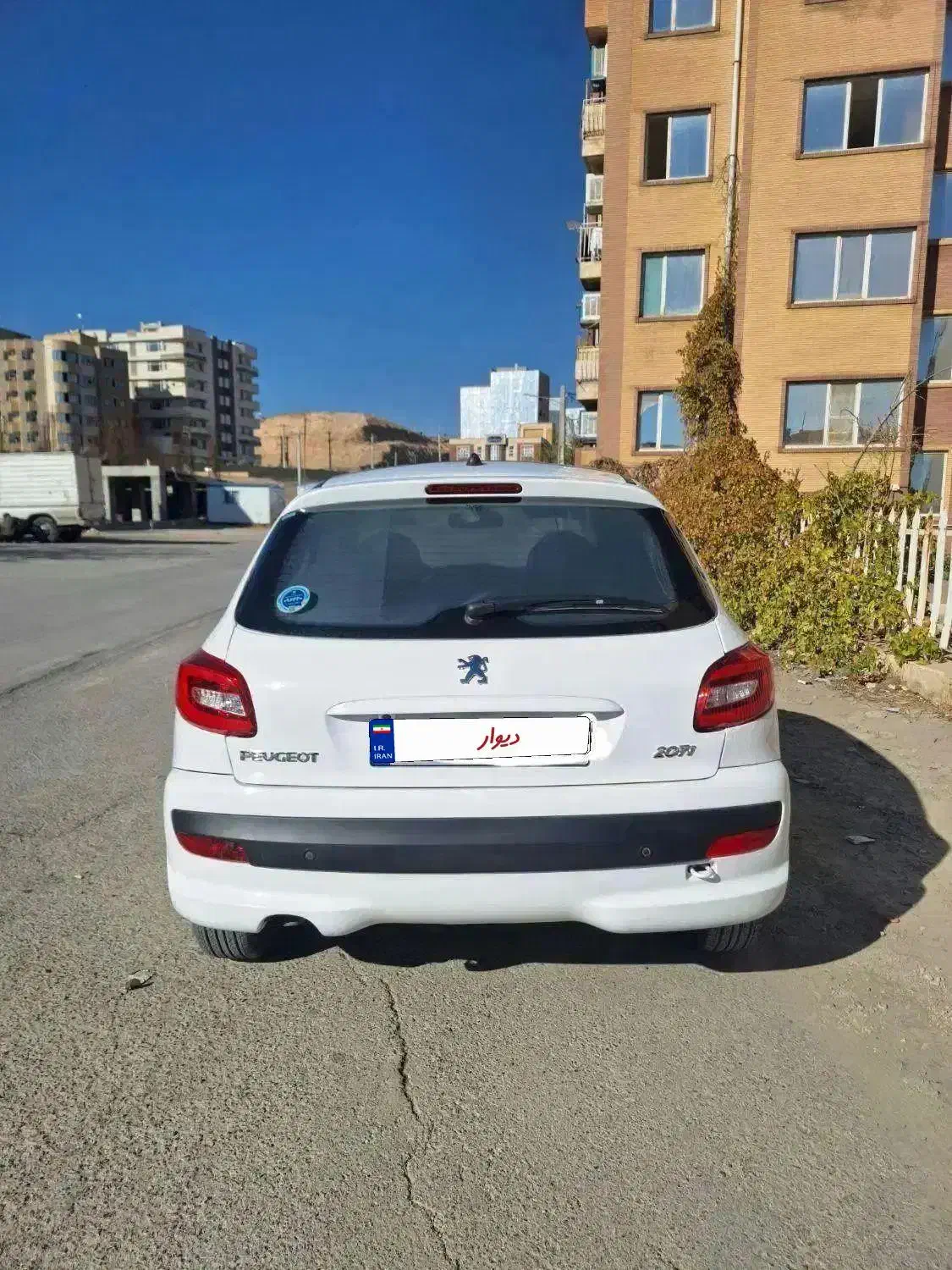 پژو ۲۰۷ سقف شیشه ای ارتقایافته ۱۴۰۳|خودرو سواری و وانت|ایلام, |دیوار