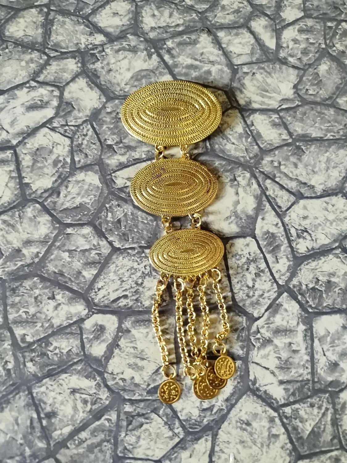 سنجاق سینه|بدلیجات|جوانرود, |دیوار