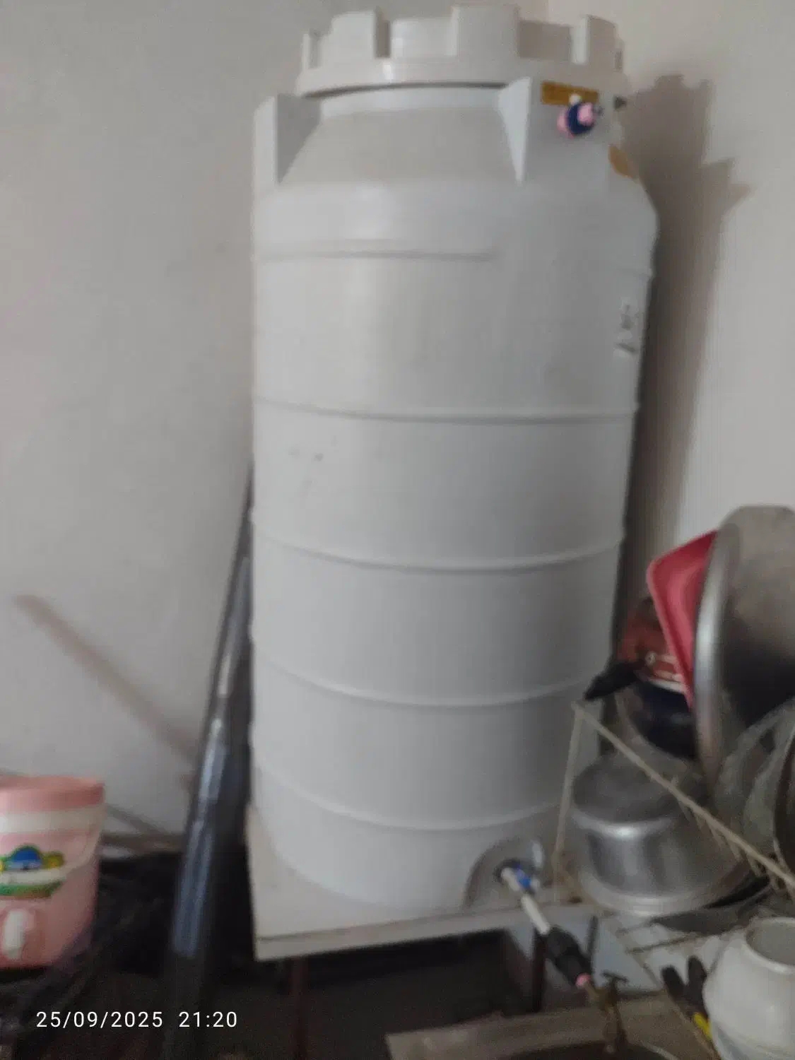 مخزن 350لیتری عمودی۳لایه ضدجلبک|مصالح و تجهیزات ساختمان|بجنورد, |دیوار