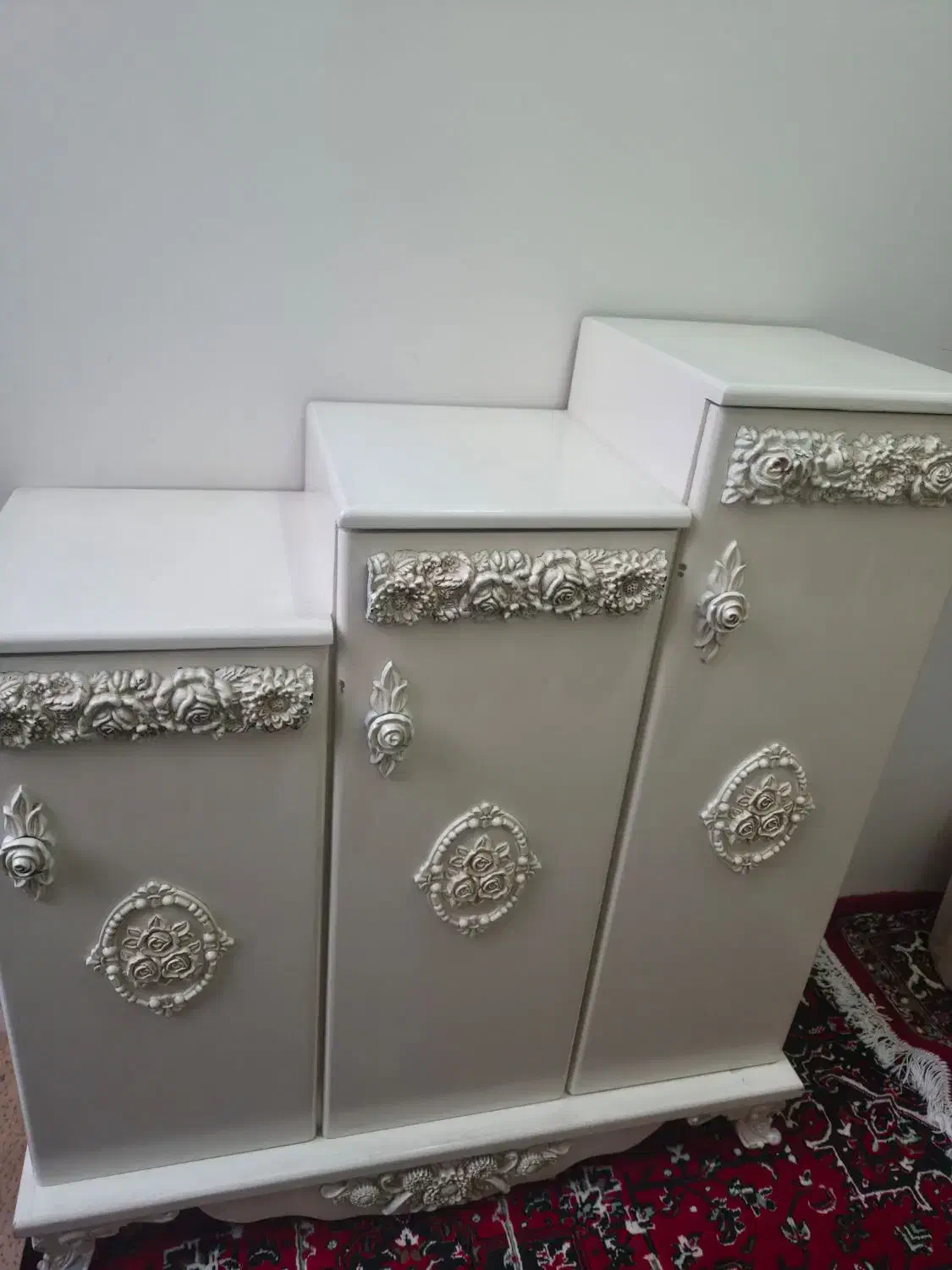 جاکفشی|جاکفشی، کمد، دراور|تبریز, |دیوار