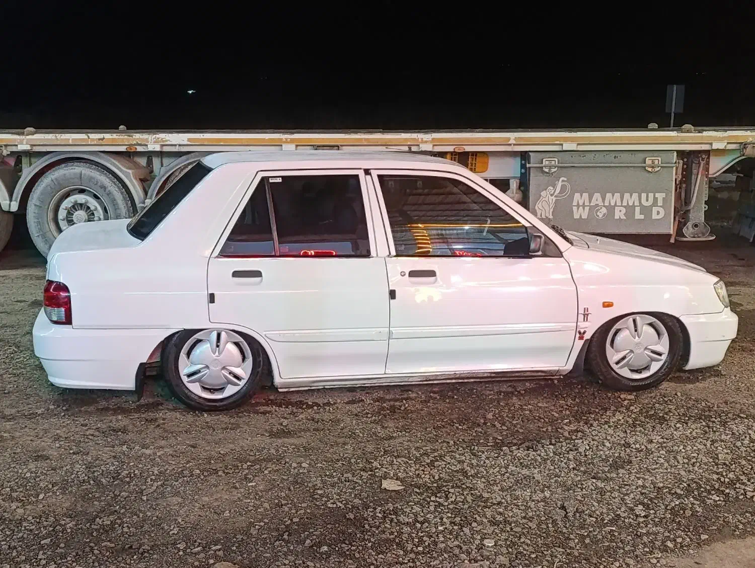 132مدل 95|خودرو سواری و وانت|ملک‌آباد, |دیوار