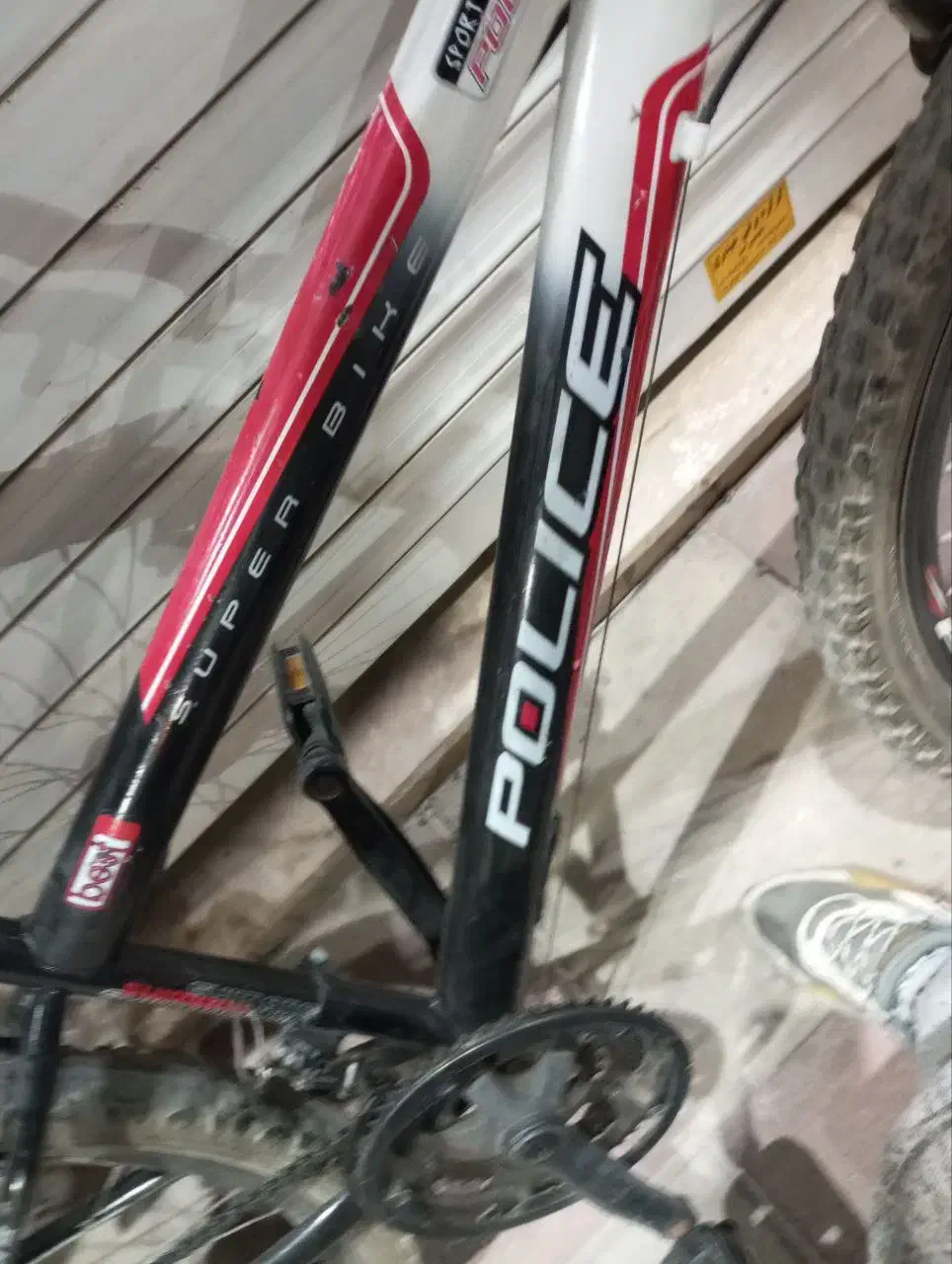 دوچرخه ۲۶پلیسی|دوچرخه، اسکیت، اسکوتر|پرند, فاز ۶|دیوار