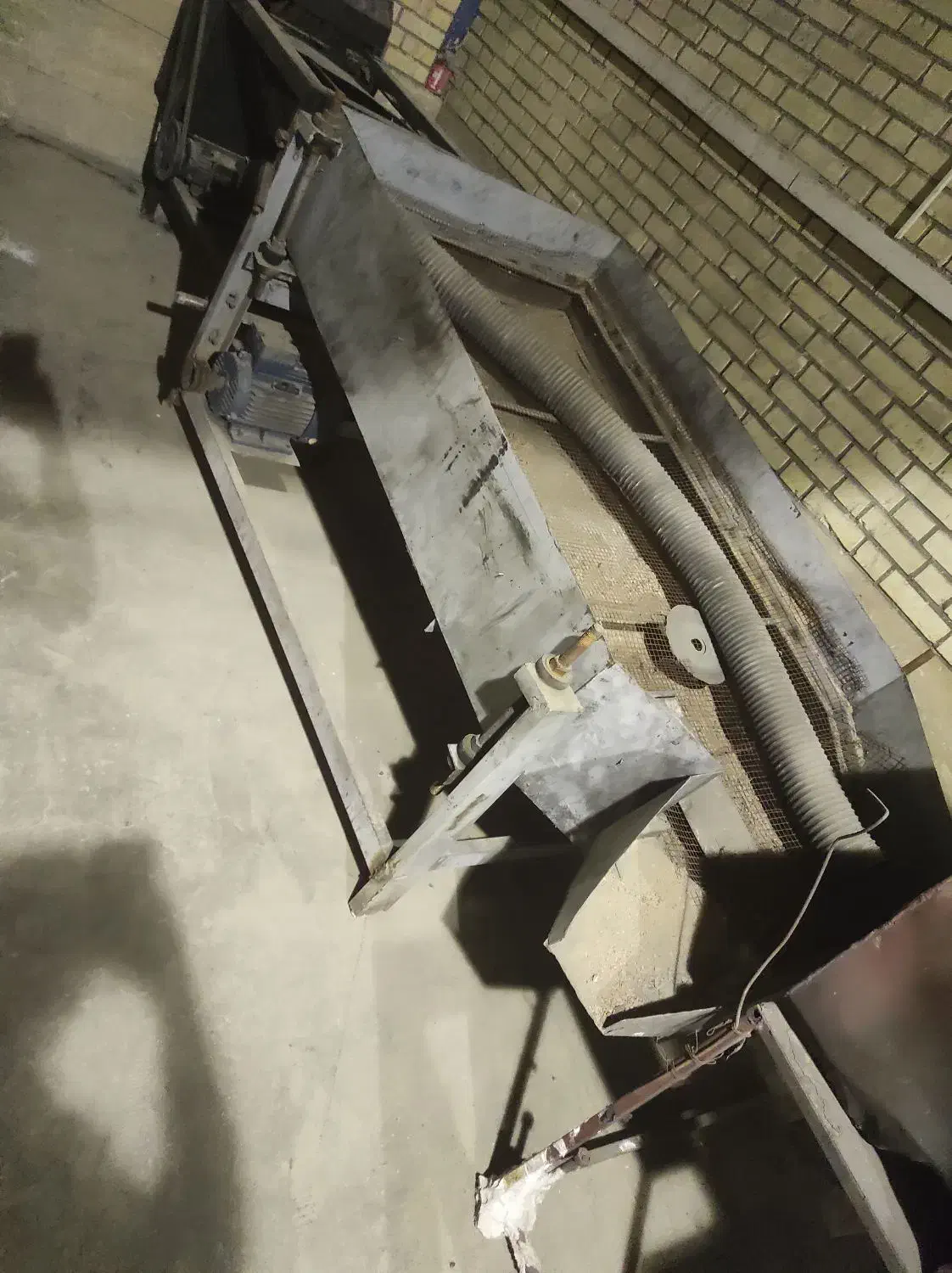 اکسترودرذغال،میکسرزغال،سرند،برش خشک ،وسایل زغال|ماشین‌آلات صنعتی|اصفهان, لاله|دیوار