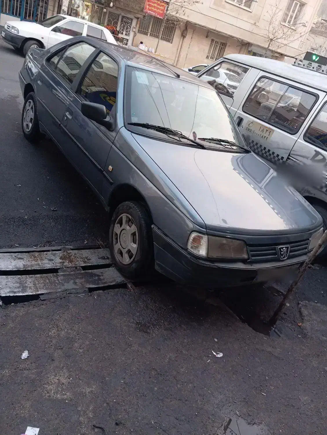 پژو 405 مدل ۹۸|خودرو سواری و وانت|تهران, تهرانپارس شرقی|دیوار