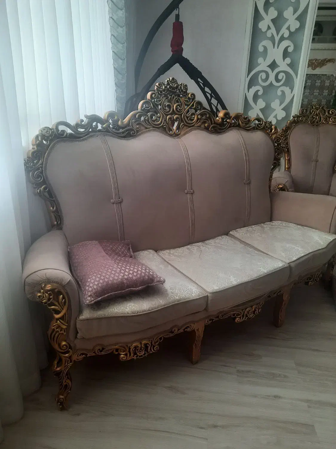 مبلمان سلطنتی|مبلمان خانگی و میز عسلی|محمدیه-قزوین, |دیوار