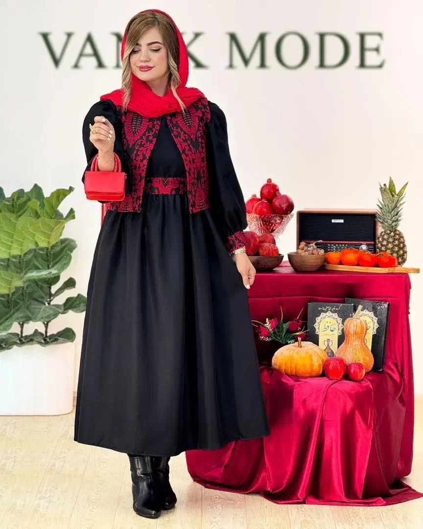 سه تیکه یلدایی|لباس|مشهد, عبادی|دیوار