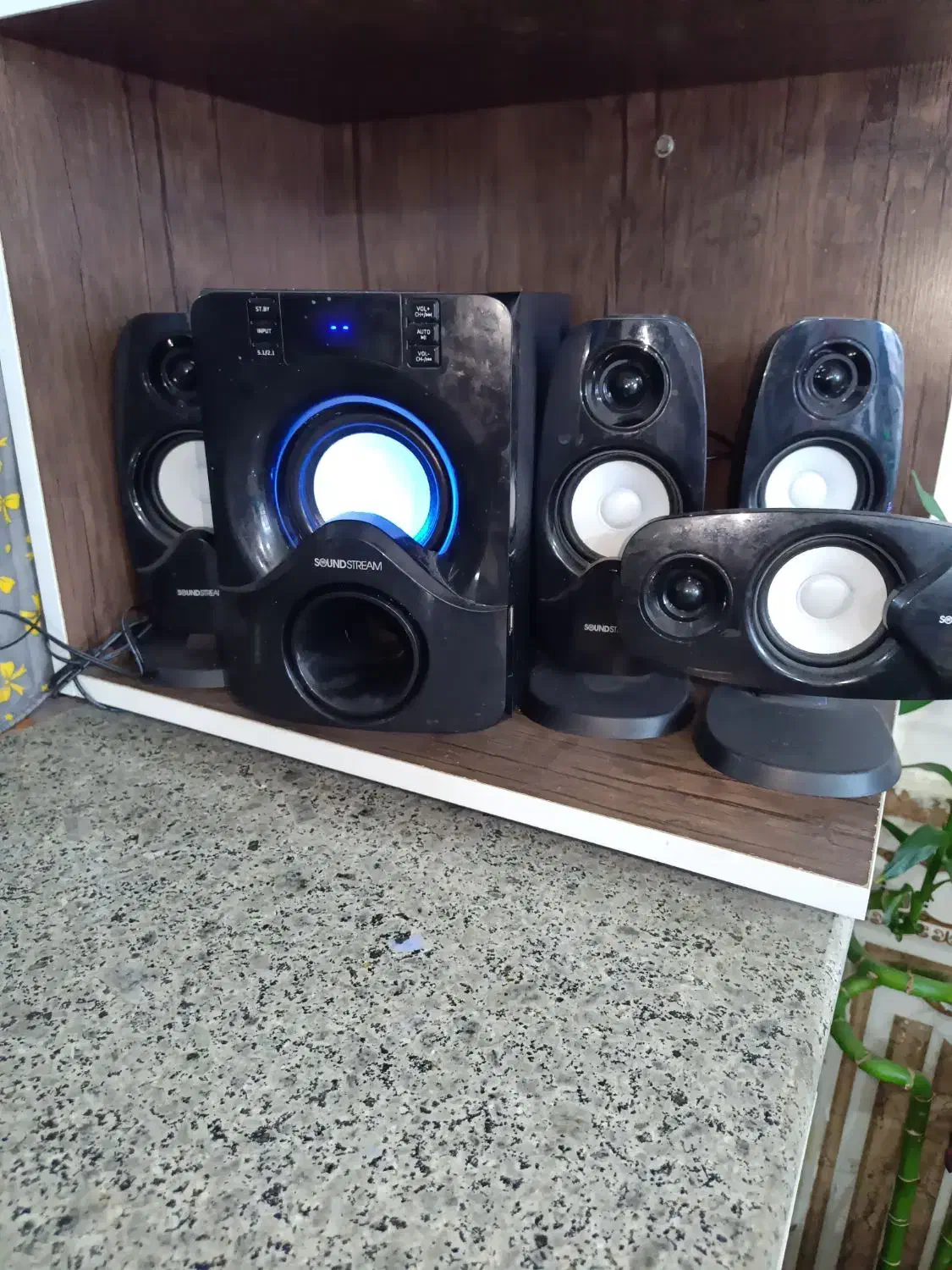 اسپیکر درجه یک بیس دار همراه ساب و۵ عدد باند|سیستم صوتی خانگی|شیراز, سلطان آباد|دیوار