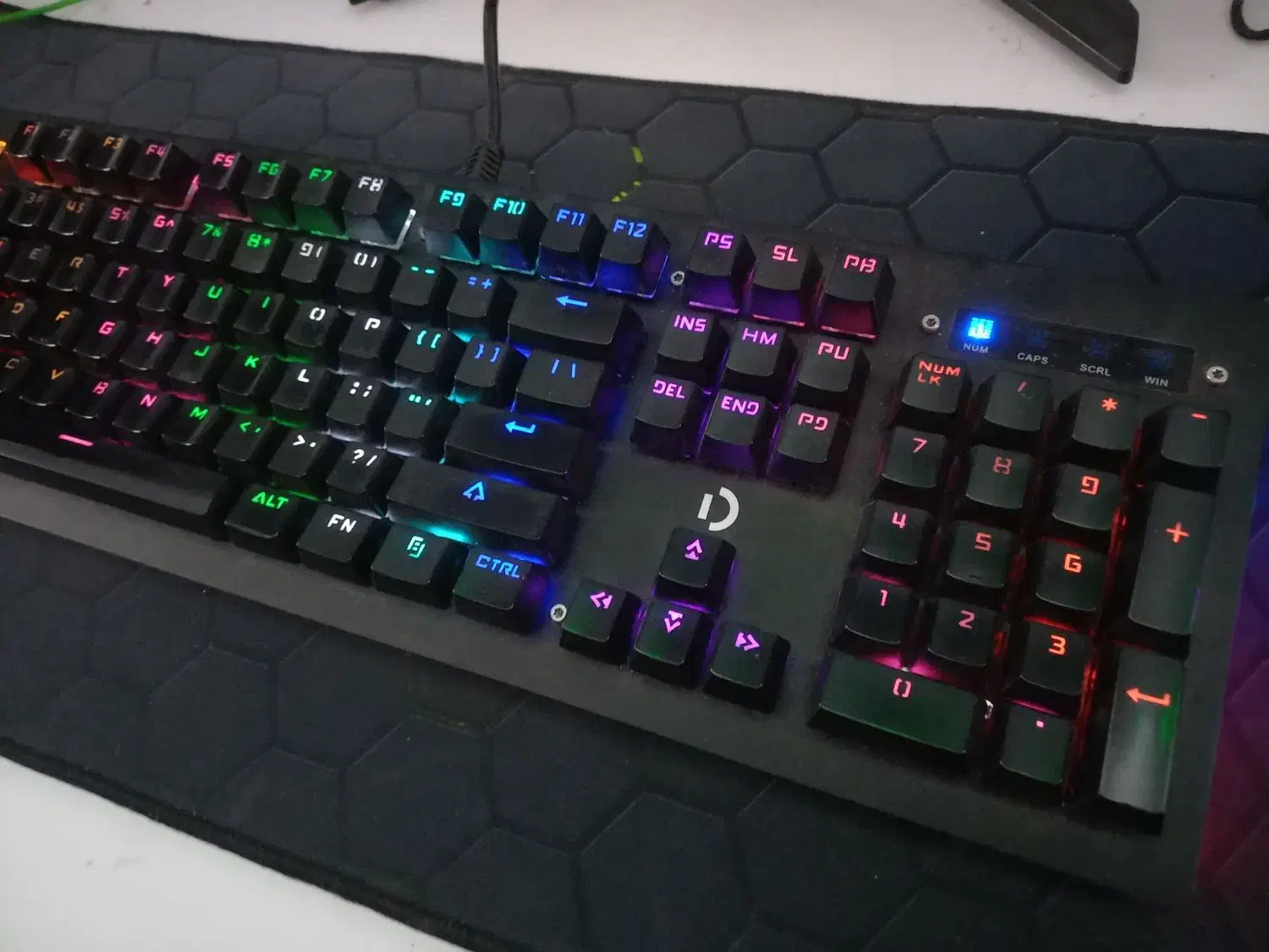 کیبورد مکانیکال FULL RGB کیبورد گیمینگ|قطعات و لوازم جانبی رایانه|قم, بنیاد|دیوار