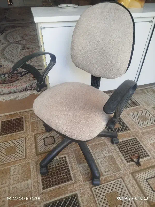 صندلی کامپیوتر صندلی چرخدار نو|صندلی و نیمکت|مشهد, طلاب|دیوار