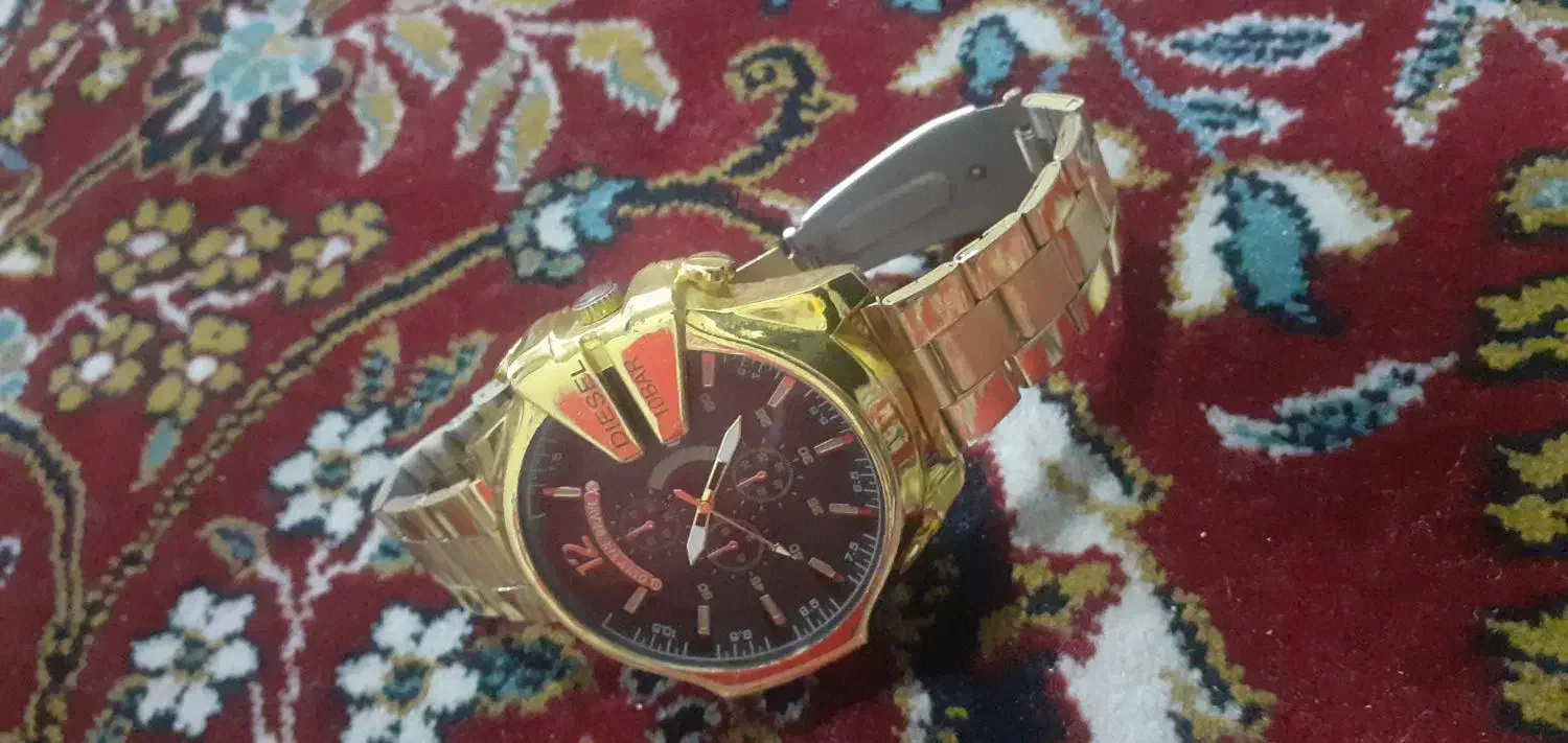 ساعت دیزل شاخدار|ساعت|اصفهان, فجر|دیوار