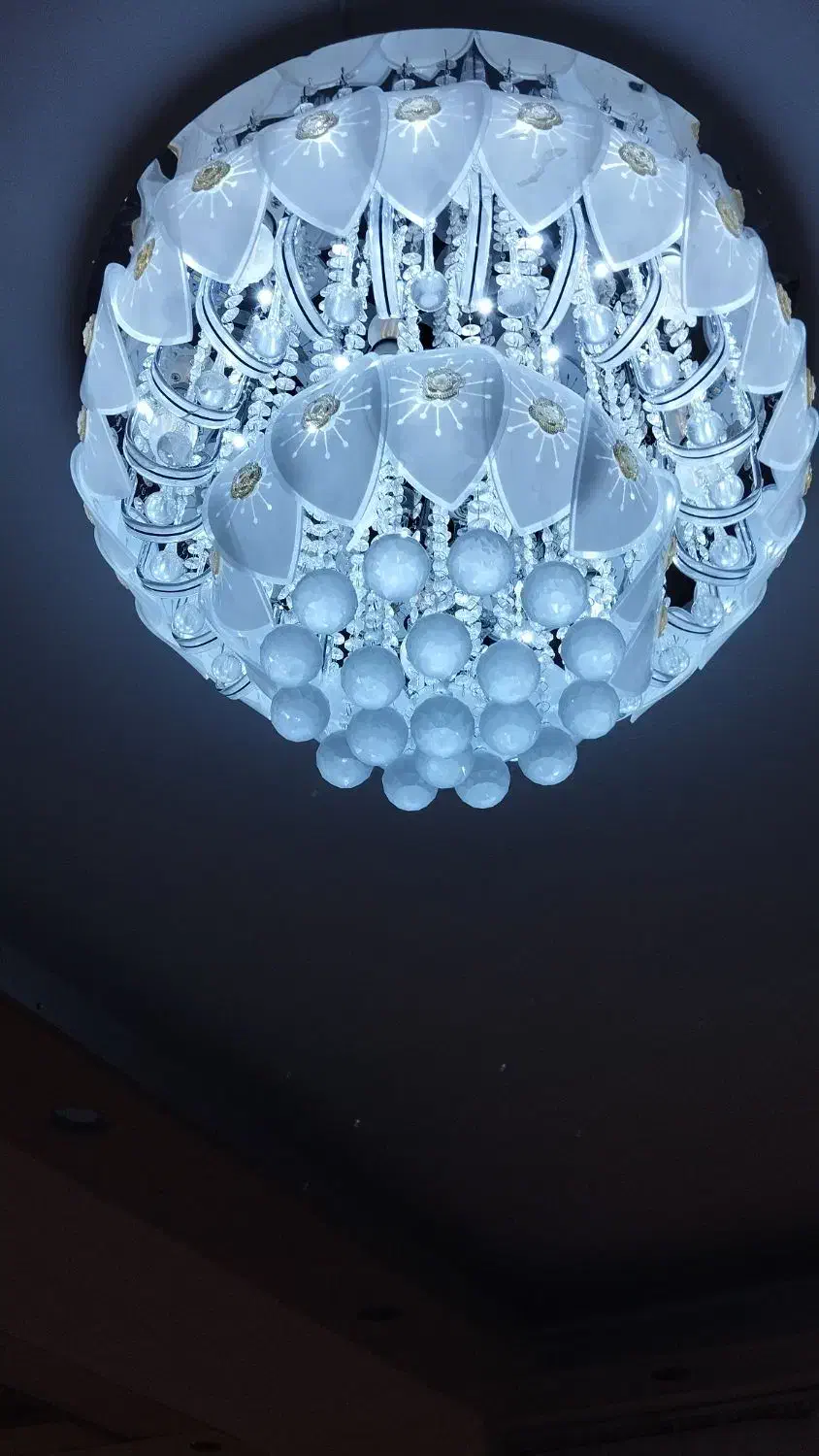 لوستر سقفی کریستالی|لوستر و چراغ آویز|پردیس, فاز ۱|دیوار