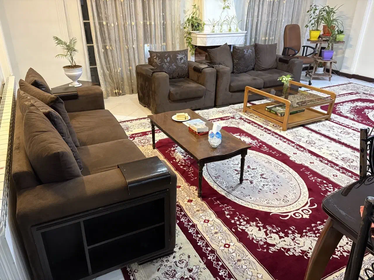 مبلمان|مبلمان خانگی و میز عسلی|مشهد, شهید فرامرز عباسی|دیوار