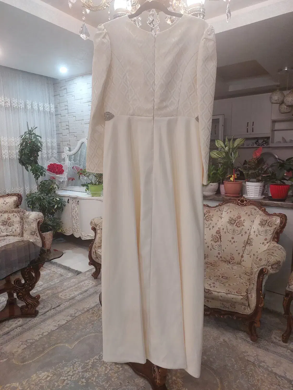 لباس مجلسی|لباس|گرمدره, |دیوار