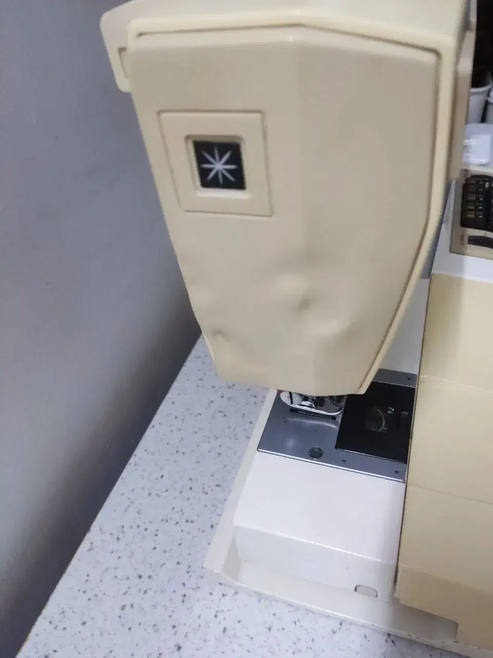 چرخ خیاطی ژانومه اکسل 627|چرخ خیاطی و ریسندگی|مشهد, تلگرد|دیوار