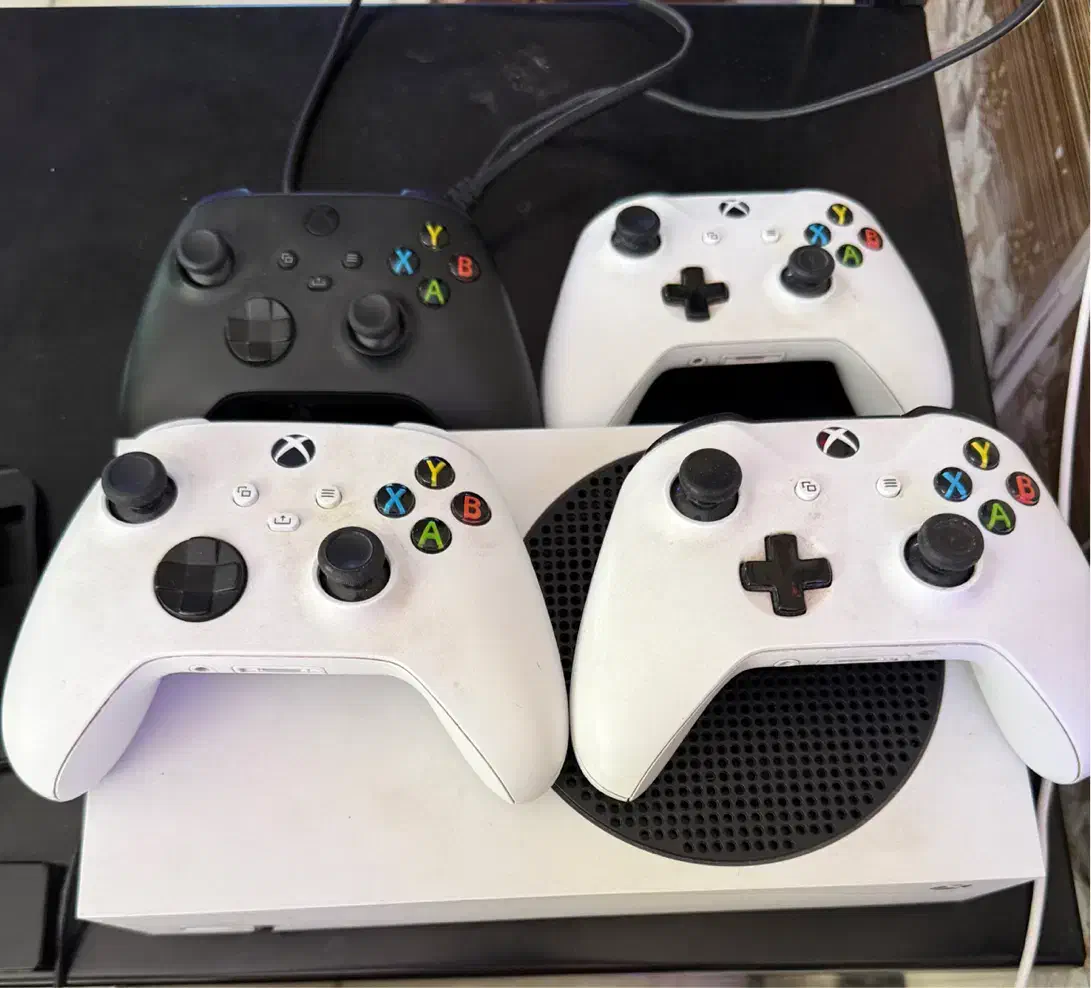 XBOX series s|کنسول، بازی ویدئویی و آنلاین|زرند, |دیوار