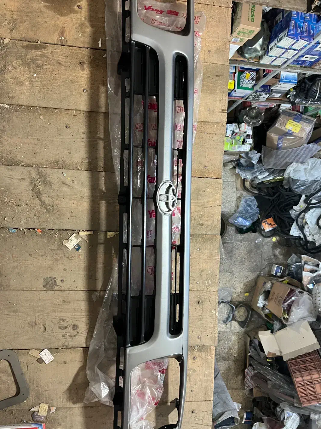 تویوتا|قطعات یدکی و لوازم جانبی|تالش, هشتپر|دیوار