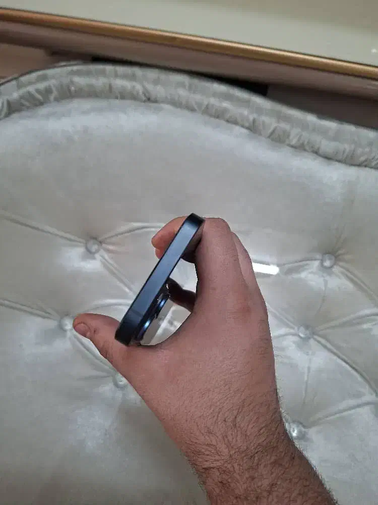 ایفون ۱۳تمیز|موبایل|شیراز, کوزه گری|دیوار