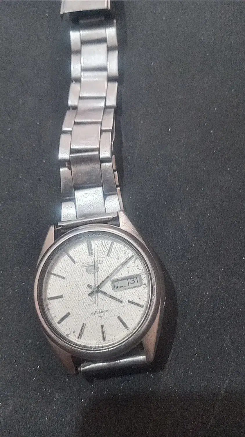 ساعت سیکو۵|ساعت|گلبهار, شهر جدید گلبهار|دیوار