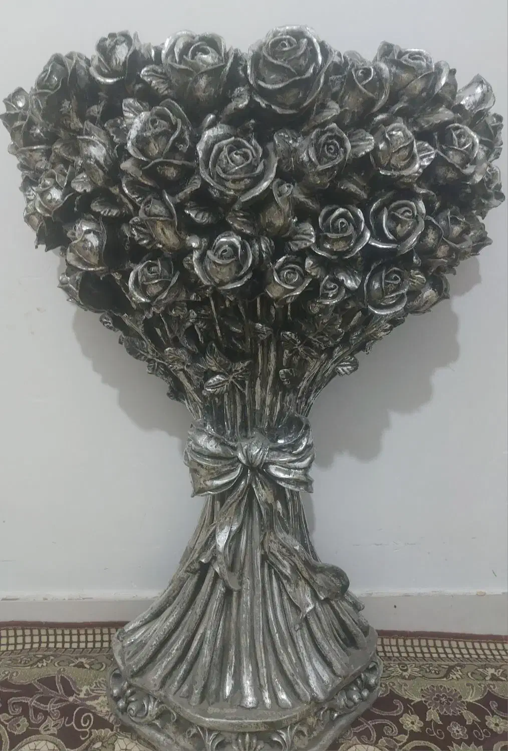 پایه ای بسیار زیبا و شیک ب همراه دو عدد شمعدون نو|صنایع دستی و سایر لوازم تزئینی|کازرون, |دیوار