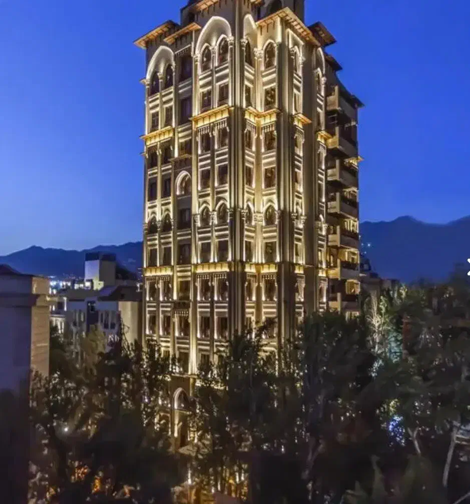 پیش فروش ط اول-185متر-اعتمادیه-خ وسط|پیش‌فروش املاک|زنجان, |دیوار