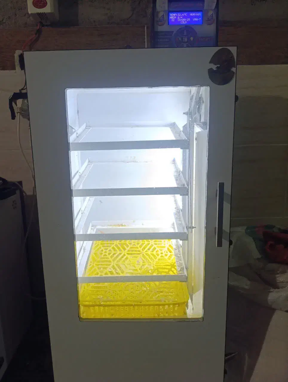 دستگاه جوجه کشی|لوازم جانبی حیوانات|گرگان, |دیوار