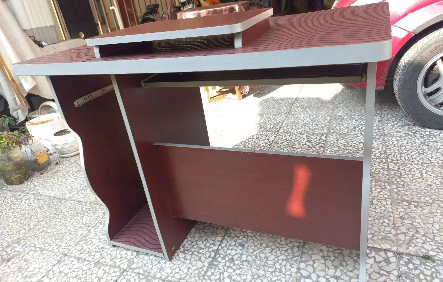 میز کامپیوتر سالم|میز تحریر و کامپیوتر|آمل, |دیوار