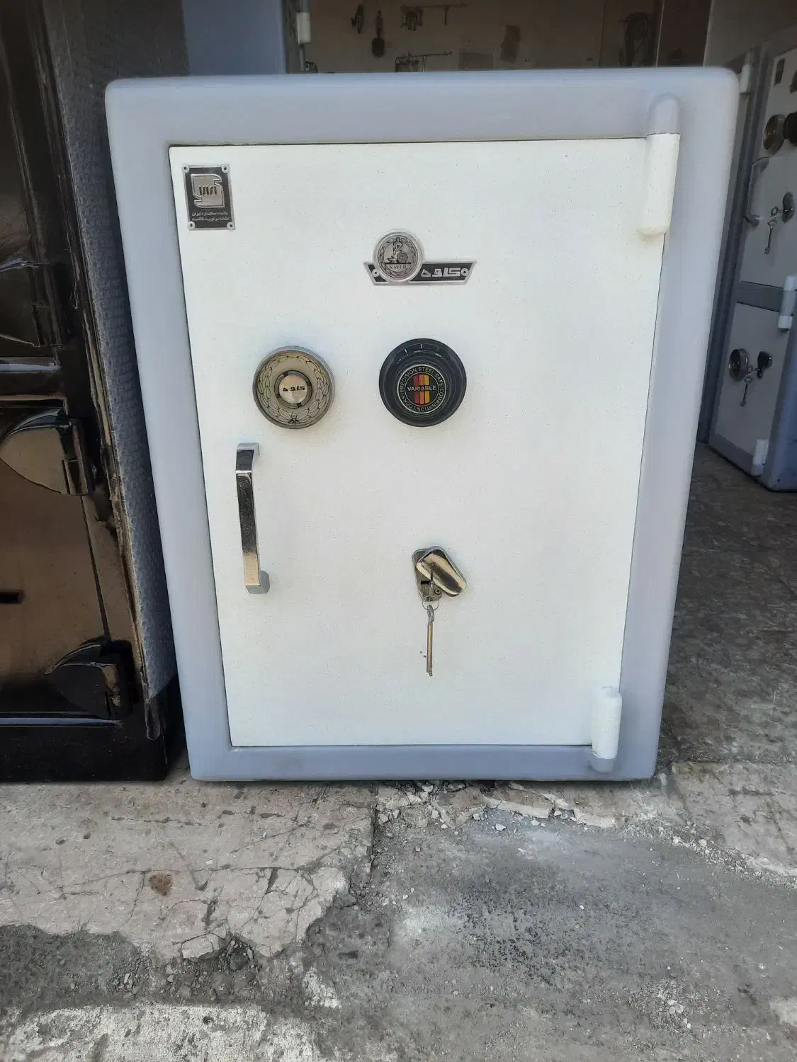 خریدگاوصندوق استوک درب بسته ار سراسرکشور|ابزارآلات|تهران, باشگاه نفت|دیوار