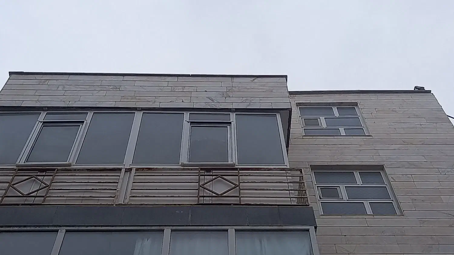 بالکن شیشه ای|مصالح و تجهیزات ساختمان|اردبیل, |دیوار