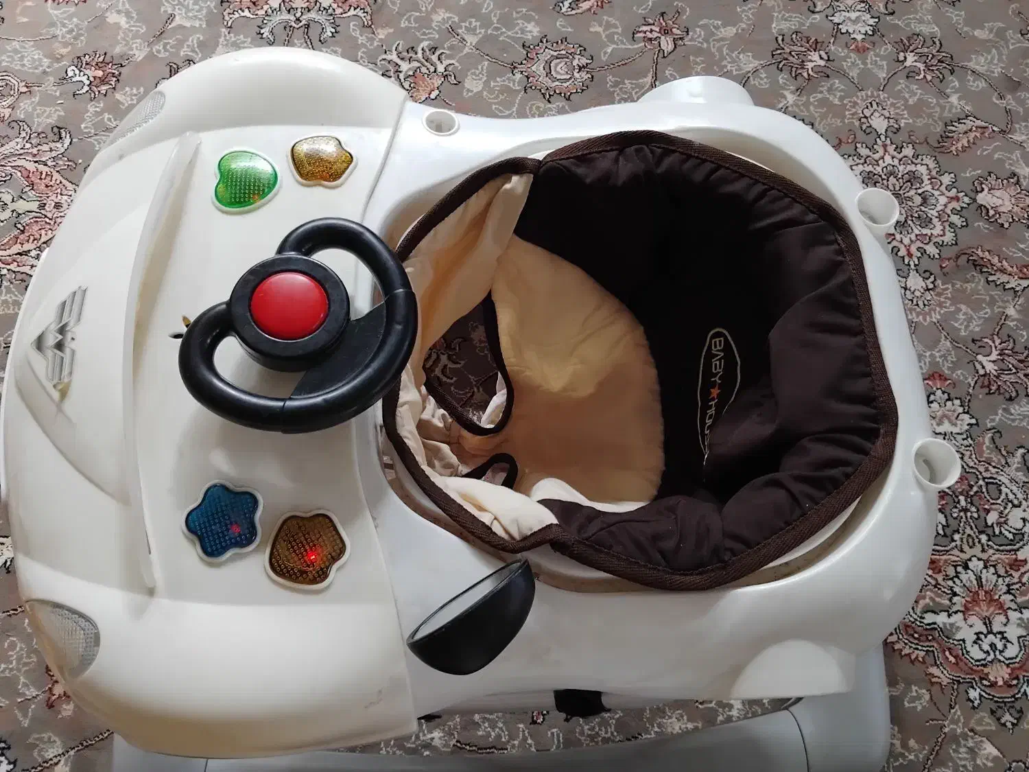 وسایل کودک|اسباب و اثاث بچه|ملایر, |دیوار