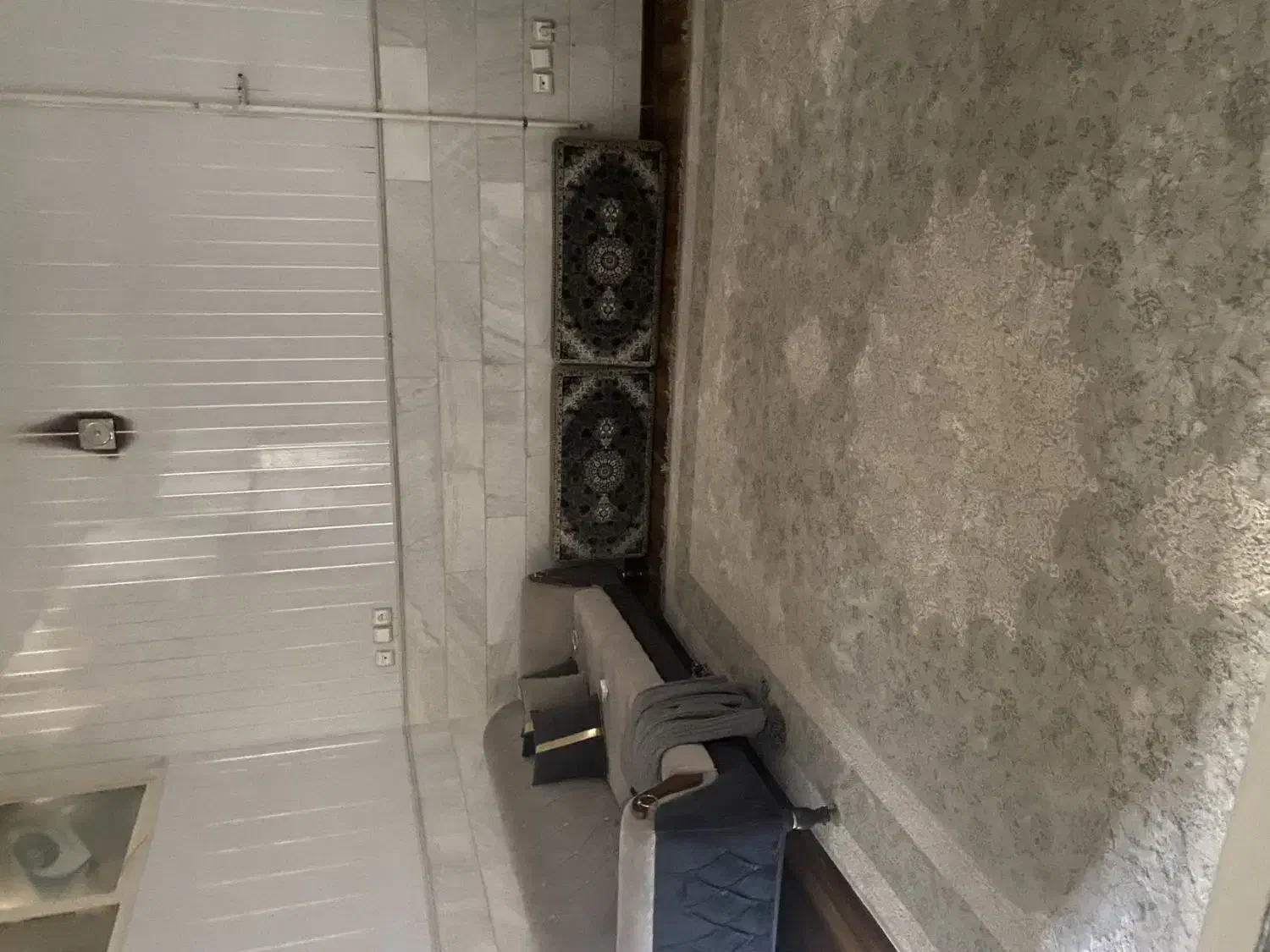 خانه زیر زمین حیاط دار اجاره فقط به زن وشوهر|اجارهٔ خانه و ویلا|قم, زنبیل آباد|دیوار