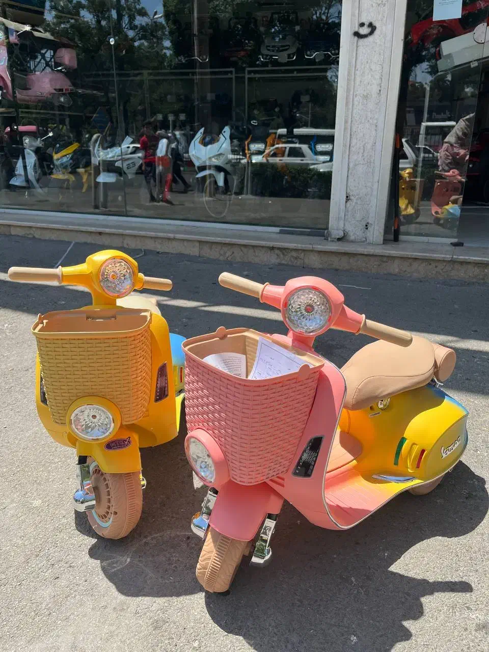 *قزوین*موتور شارژی تنوع انواع وسپا|اسباببازی بچه|محمدیه-قزوین, |دیوار