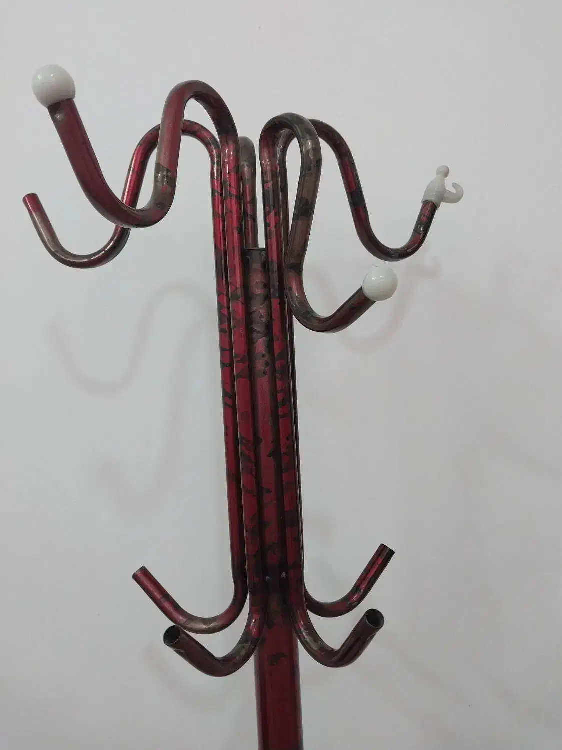 رخت آویز|بندرخت و رخت‌آویز|مشهد, تربیت (صدف)|دیوار