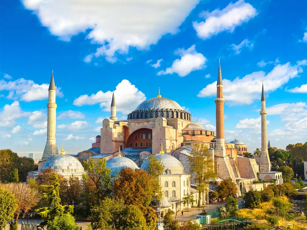 تور مسافرتی|تور و چارتر|تهران, عباسآباد|دیوار
