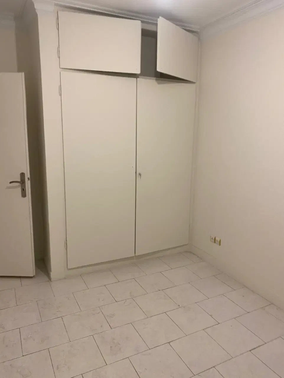 ۸۰ متر دو خواب فول امکانات