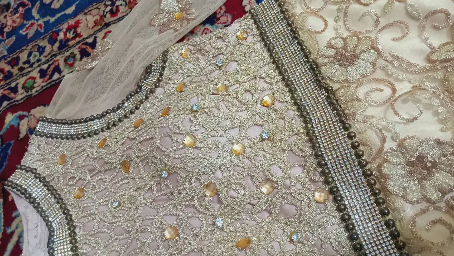 لباس مجلسی دست دوز|لباس|نسیم‌شهر, |دیوار