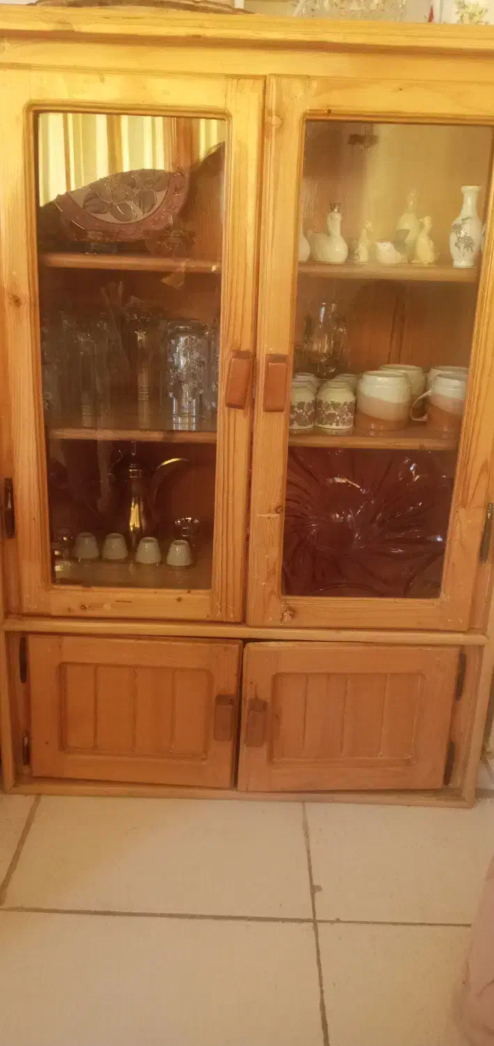 بوفه|بوفه، ویترین، کنسول|شاهین‌شهر, شهرک گلدیس|دیوار