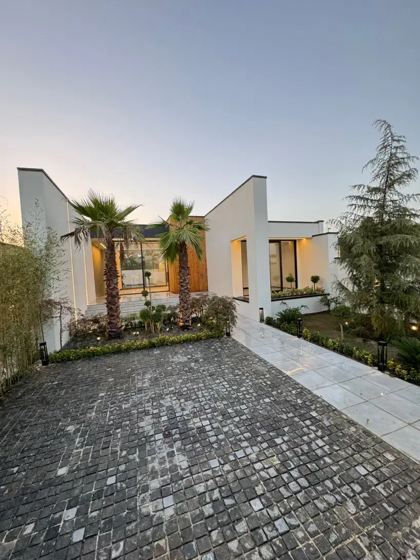 ویلا مدرن /تهراندشت /coutyard house|فروش خانه و ویلا|تهران, تجریش|دیوار
