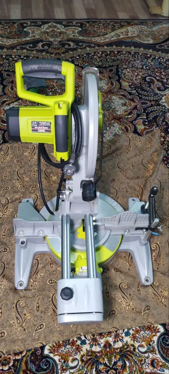 فارسی بر ایکسکورت|ابزارآلات|پیرانشهر, |دیوار