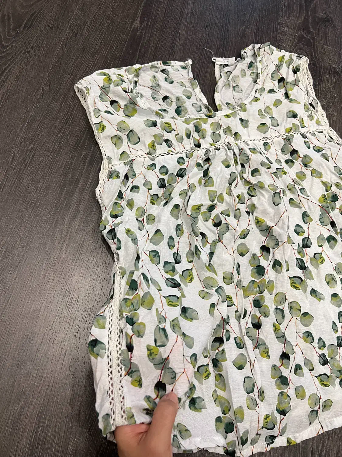 حلقه ایی سارک|لباس|بابلسر, |دیوار