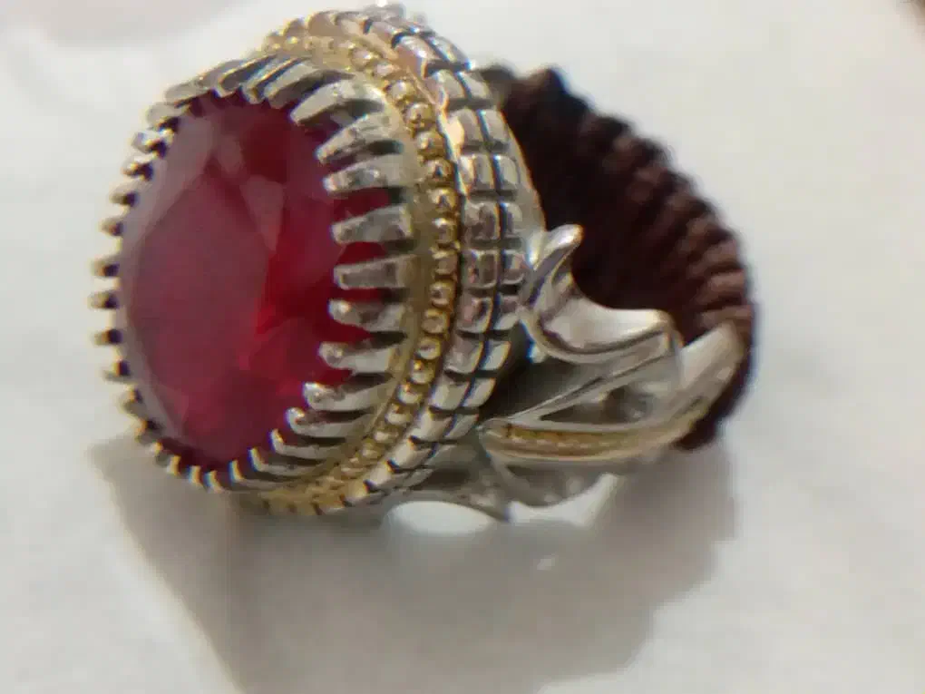 یاقوت سرخ ۲۰ قیراطی برمه معدنی|جواهرات|کرمانشاه, |دیوار