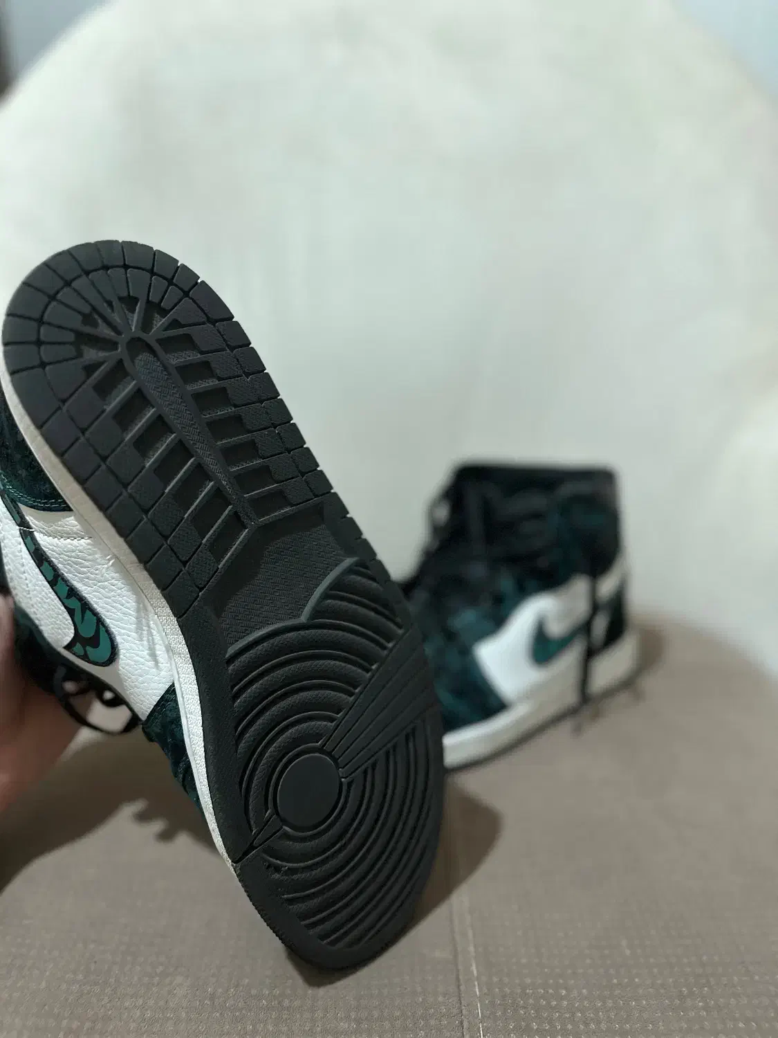 کتونی نو|کیف، کفش، کمربند|درگهان, |دیوار