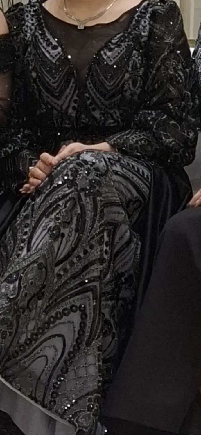 پیراهن مجلسی دو عدد|لباس|تربتحیدریه, کاشانی|دیوار