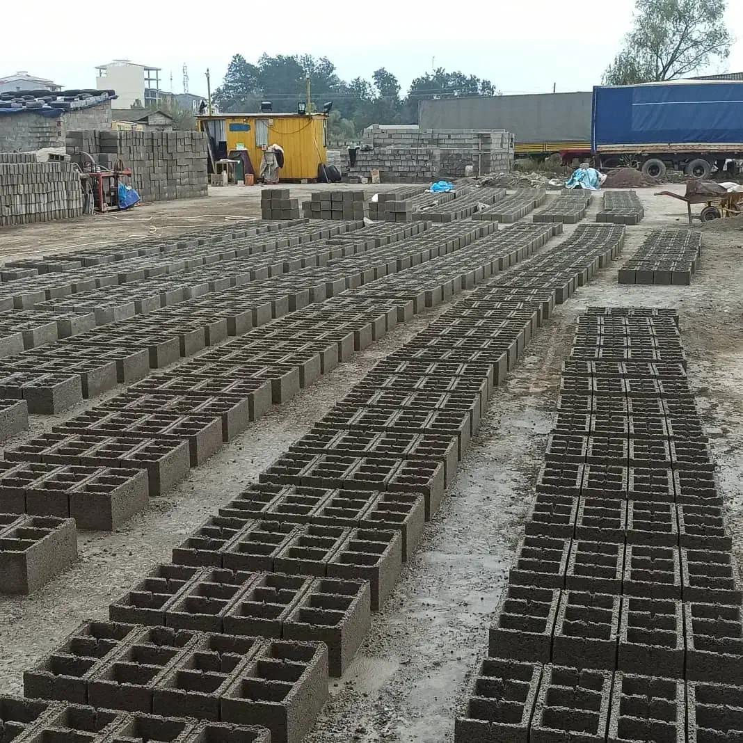 استخدام کارگر ساده وبلوک زن درکارگاه بلوک زنی|استخدام صنعتی، فنی، مهندسی|آستارا, |دیوار